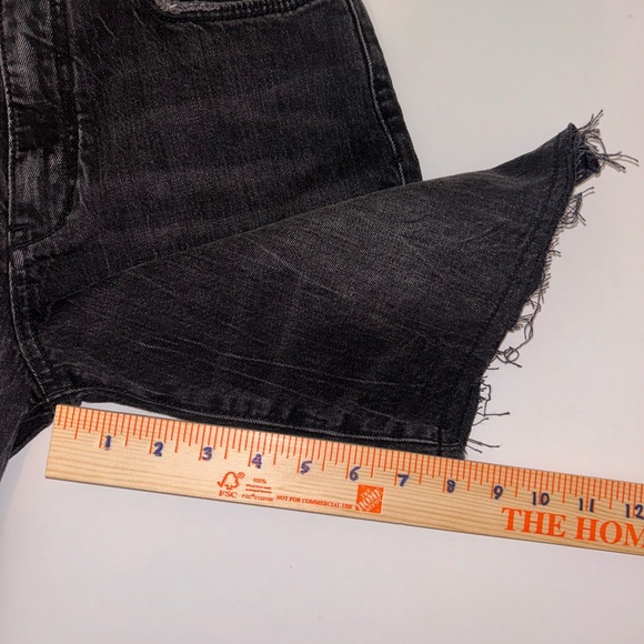 Anthropologie Pilcro women black bermuda hi rise jean shorts raw hem size 26 NWT - Picture 5 of 10